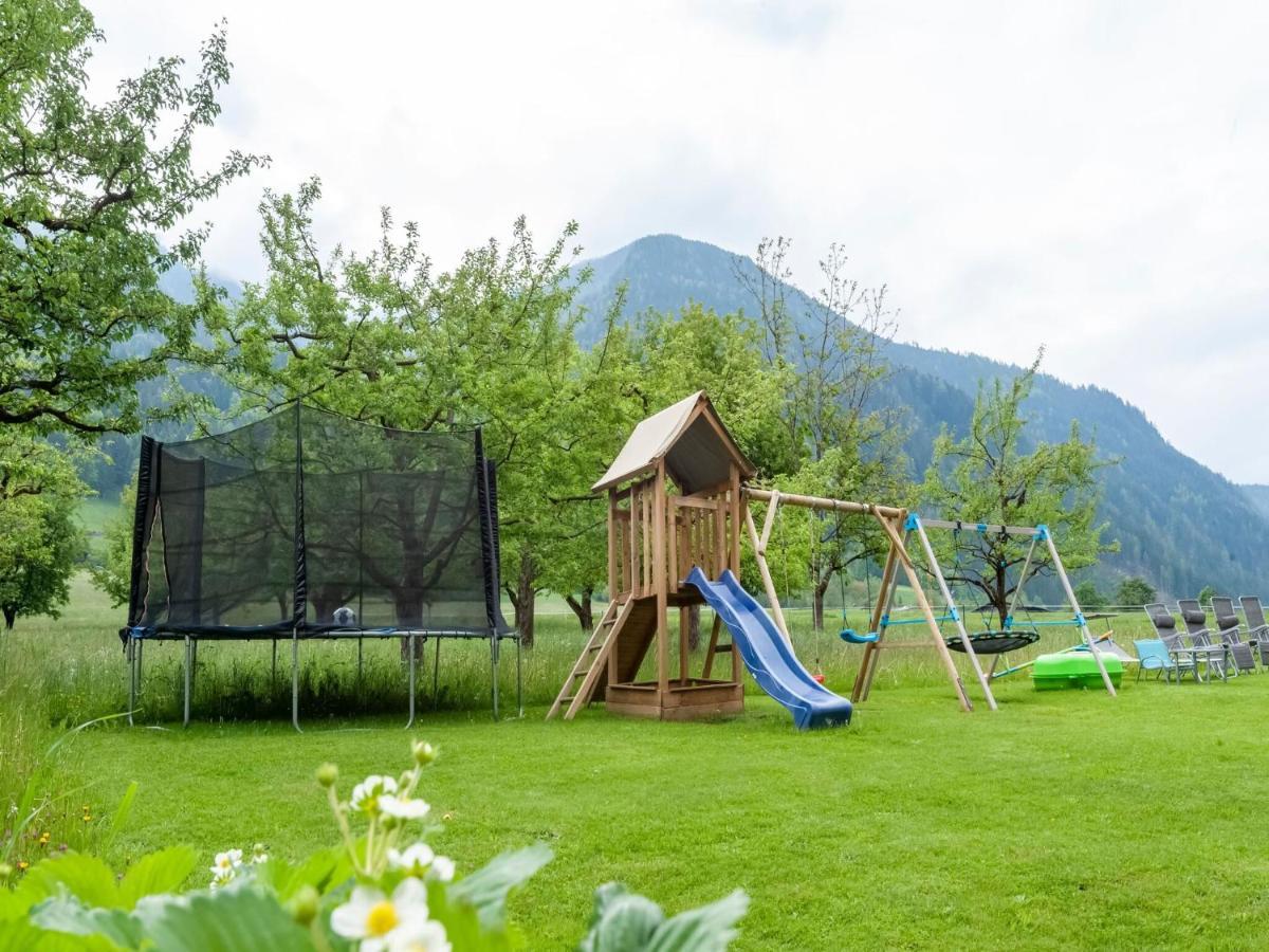 Apartment in Ramsau im Zillertal for 18 People Exterior foto